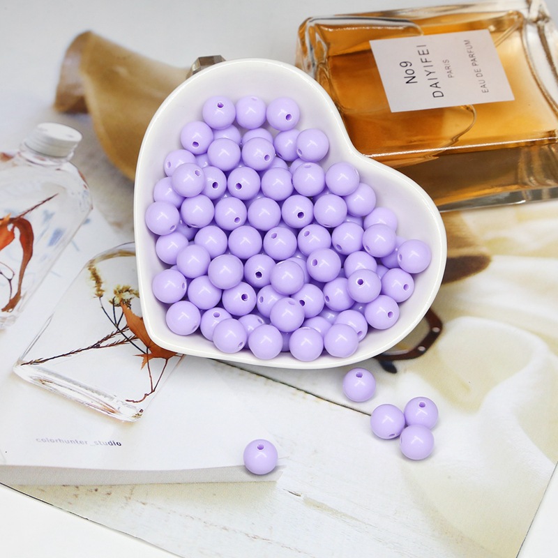 Light purple Diameter 6mm hole 1.5mm about 200pcs