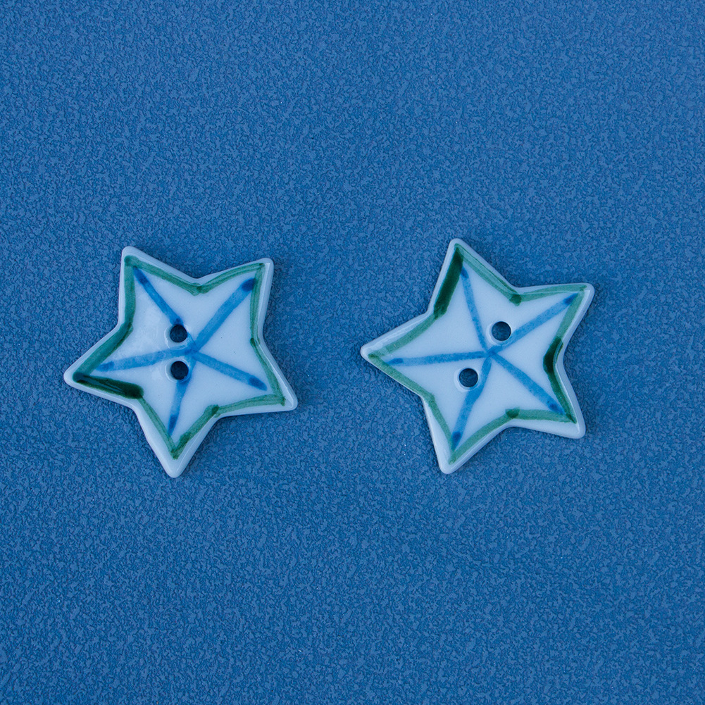 2:Blue and green matches