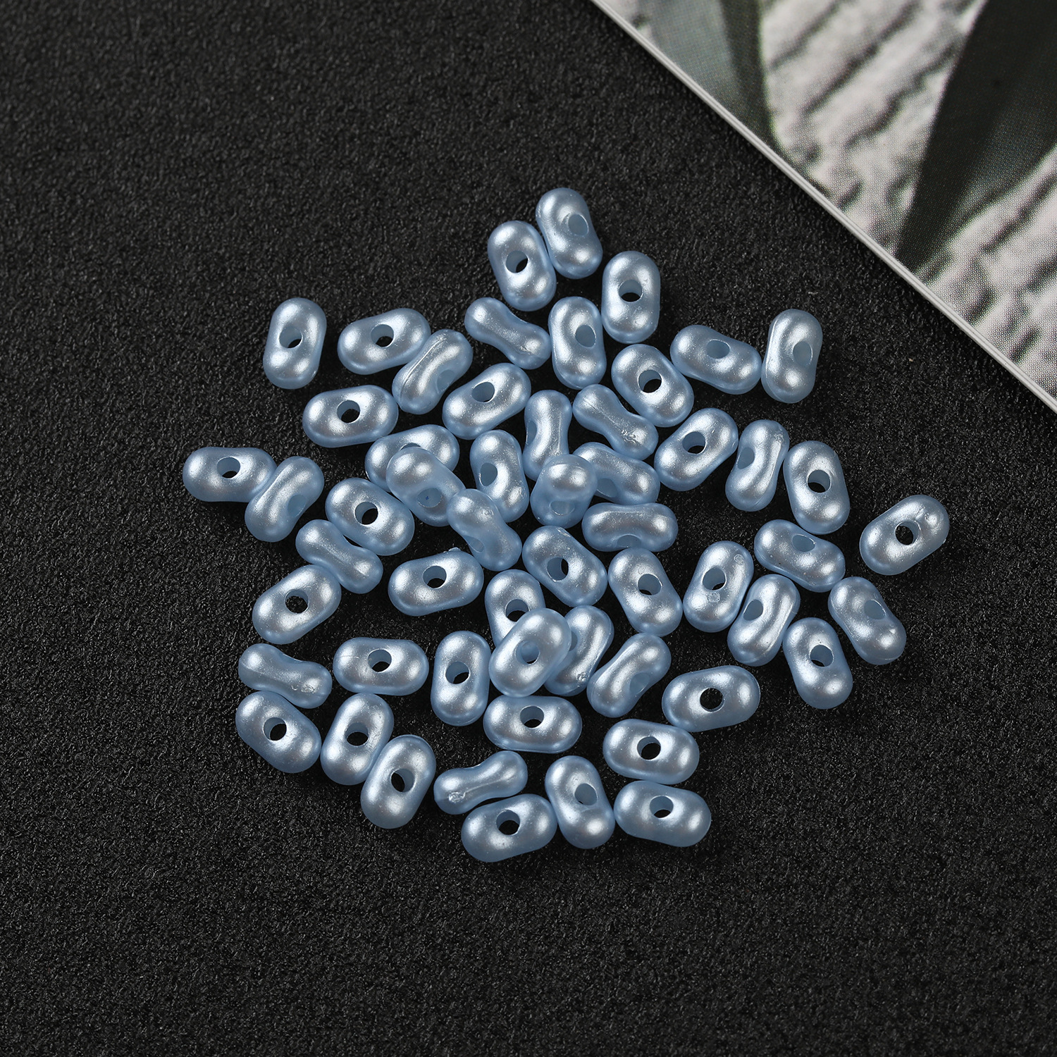 Light blue 10g/pack about 190-200 pieces