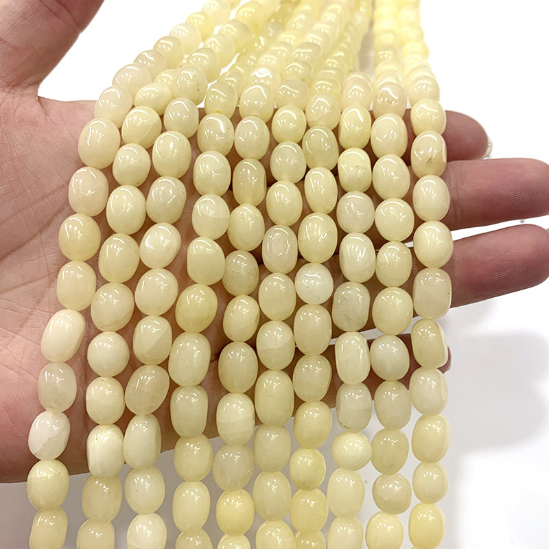 25:The irregular rectangular column is beige