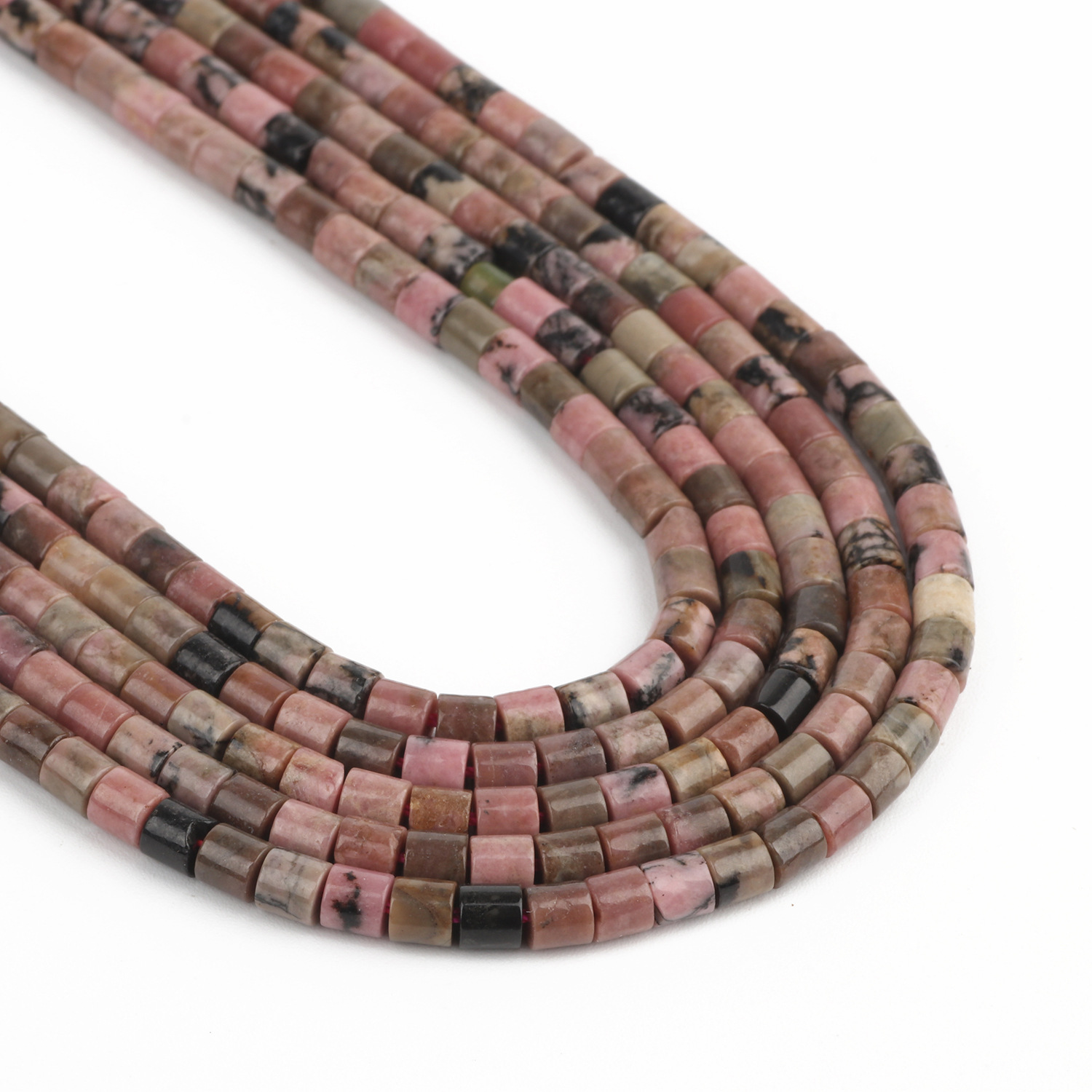 9:Black line red pattern