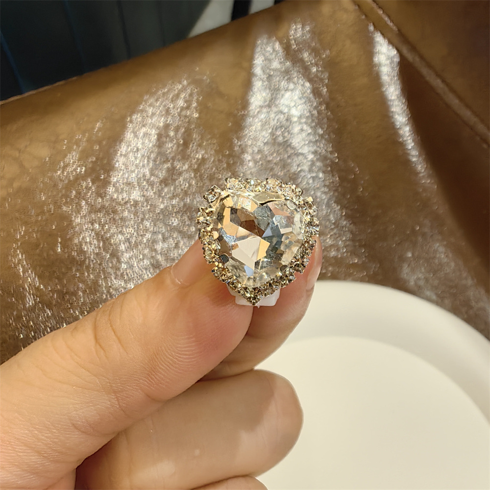 White love gemstone shoelace buckle