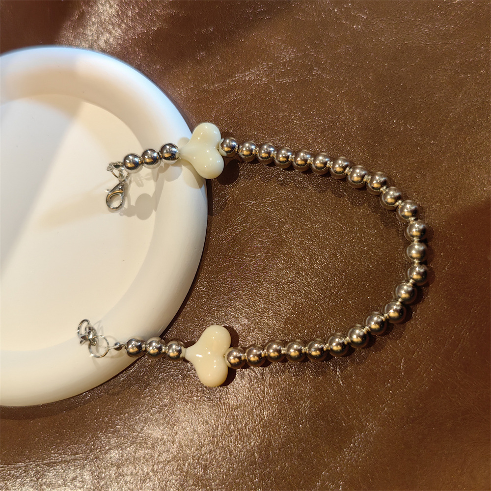 16:White love silver bead heel chain