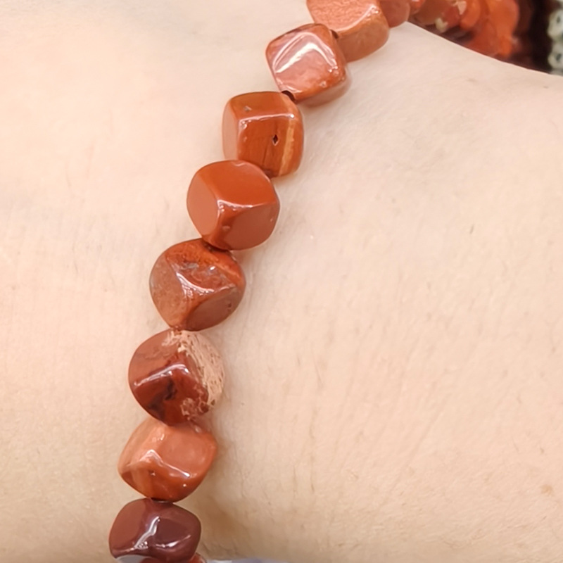 12:Red jasper