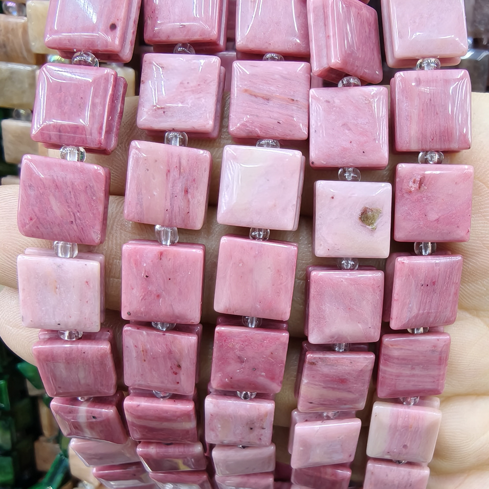 17:Rose stone