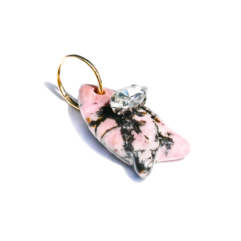 14:Black-line red-patterned stone