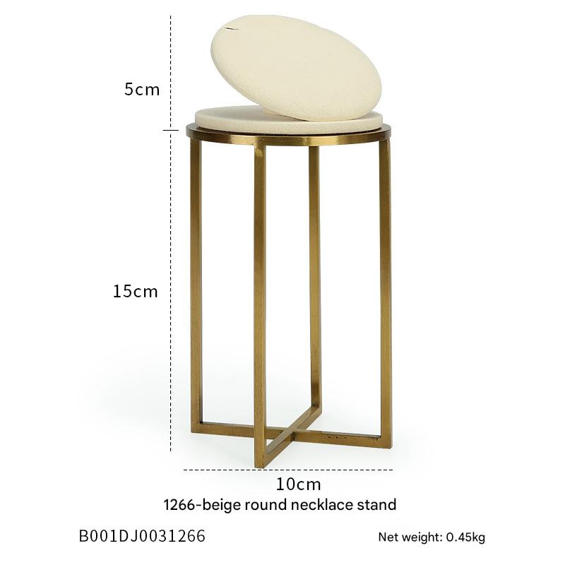 1266-off white necklace round bracket 10 x 20cm