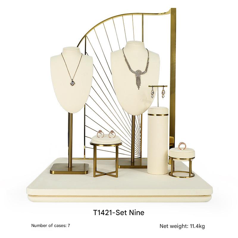 T1421-Set Nine [50x 45]]