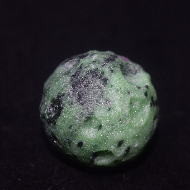 10 red green treasures