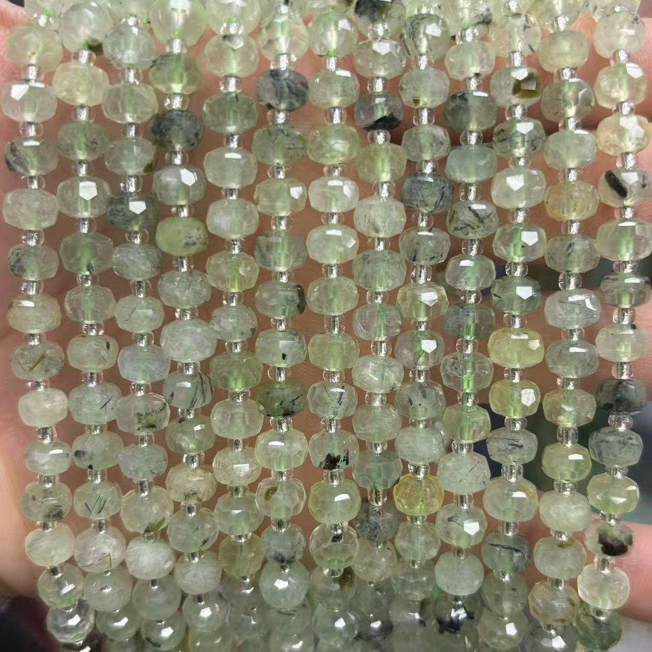 18 Prehnite