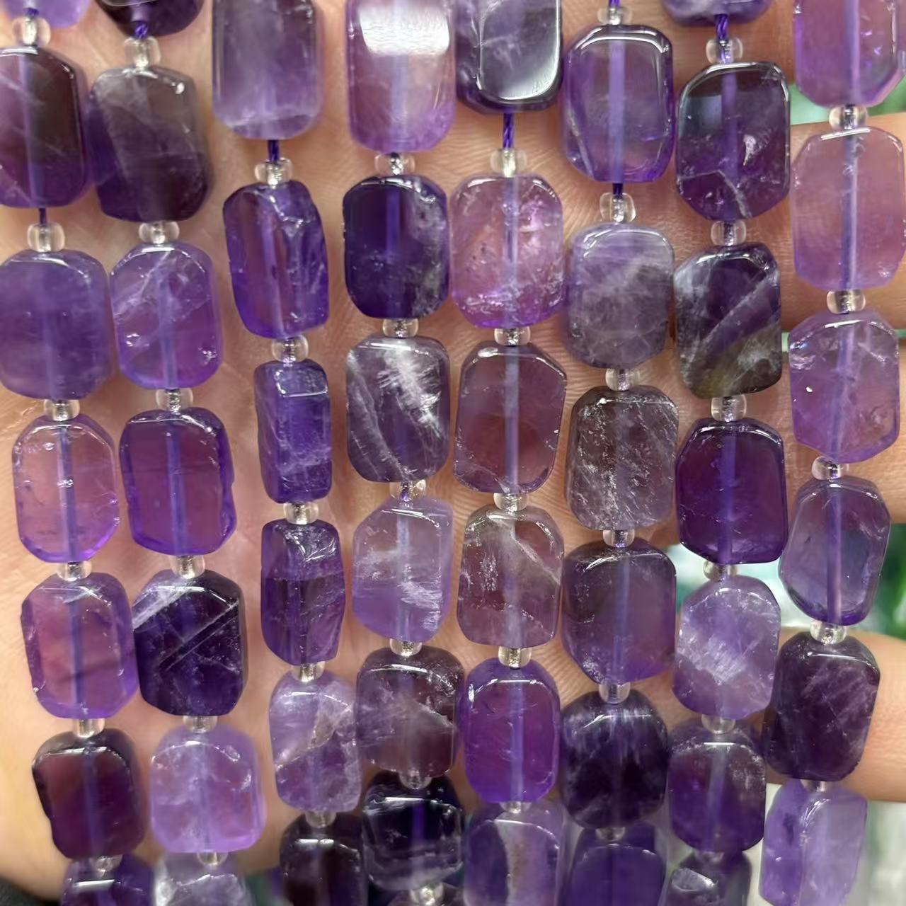 Amethyst 8x12mm (about 28 pieces)