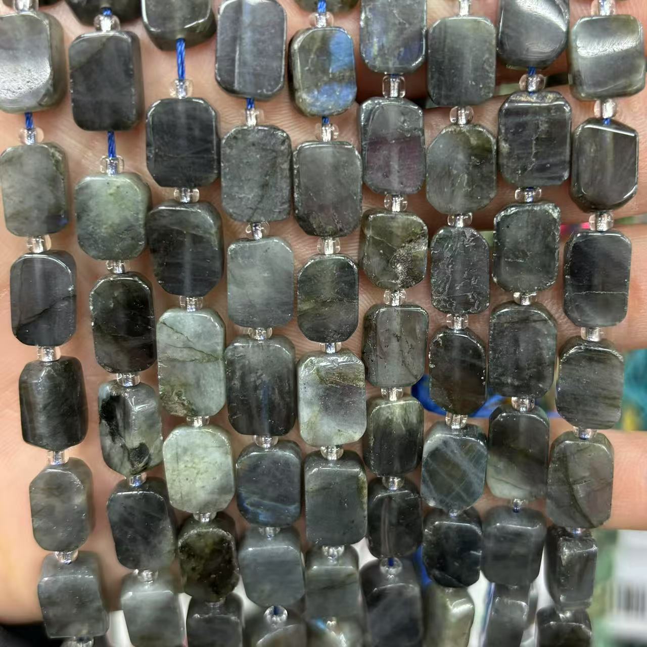 Black flash 8x12mm (about 28 pieces)