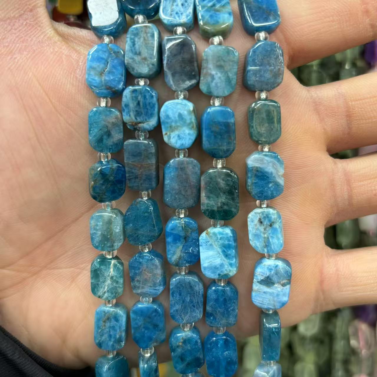 Apatite 8x12mm (about 28 pieces)