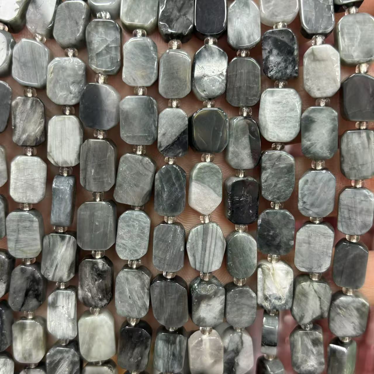 Eagle eye stone 8x12mm (about 28 pieces)