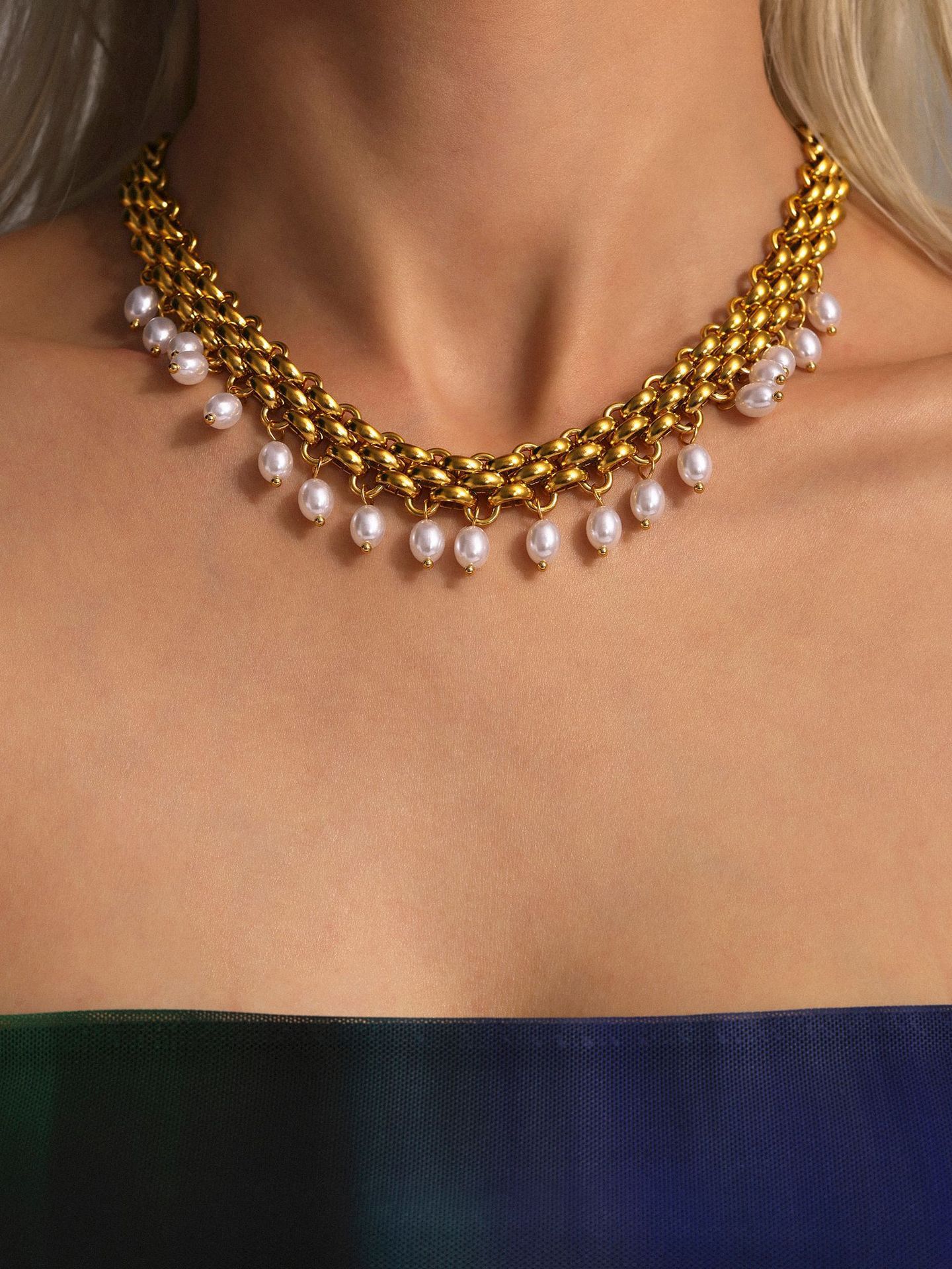 Txp232-gold shell beads short necklace 43cm
