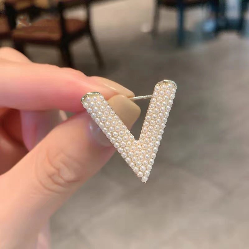 22:Brooch Style -110