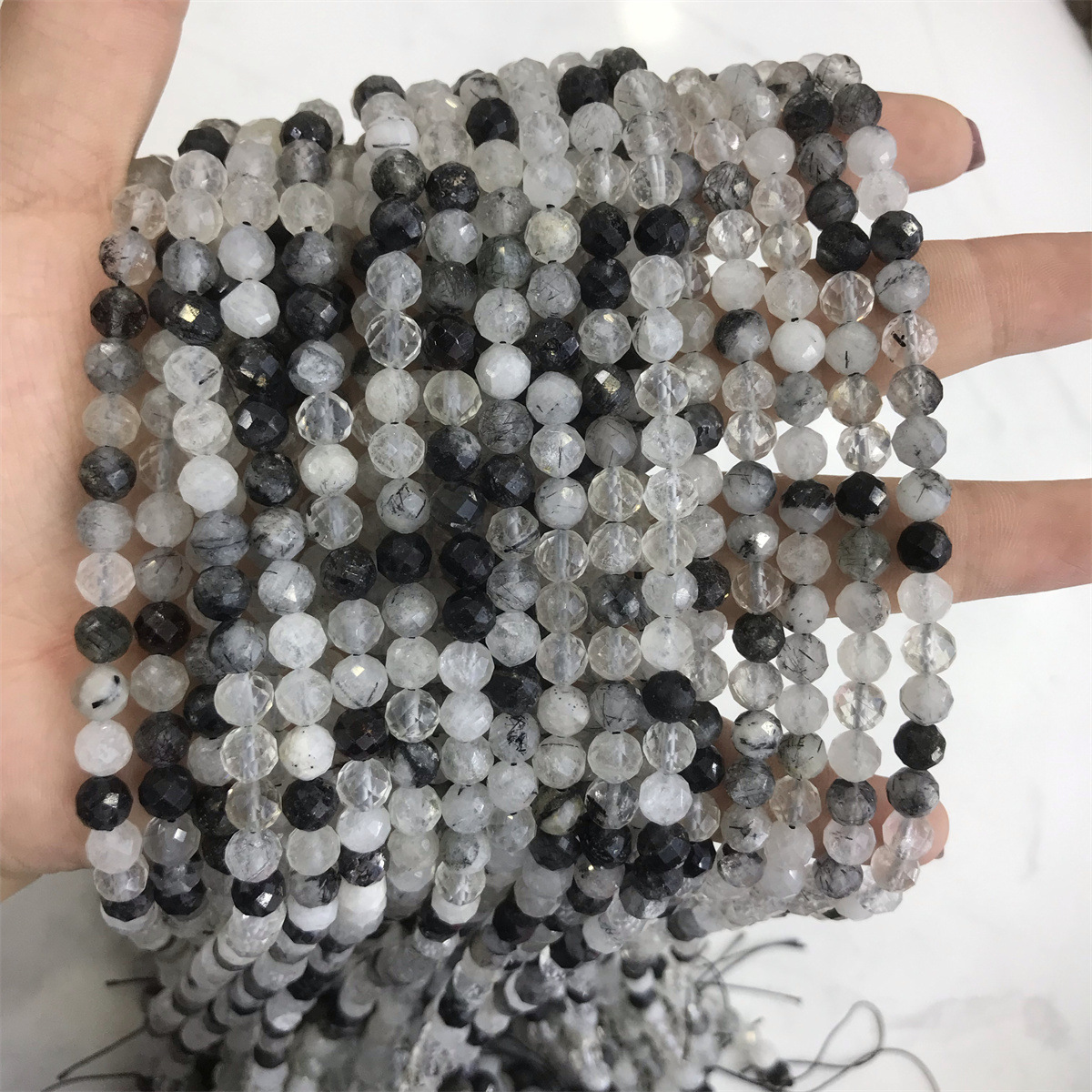 06-6mm black hair crystal 5-6mm faceted round bead