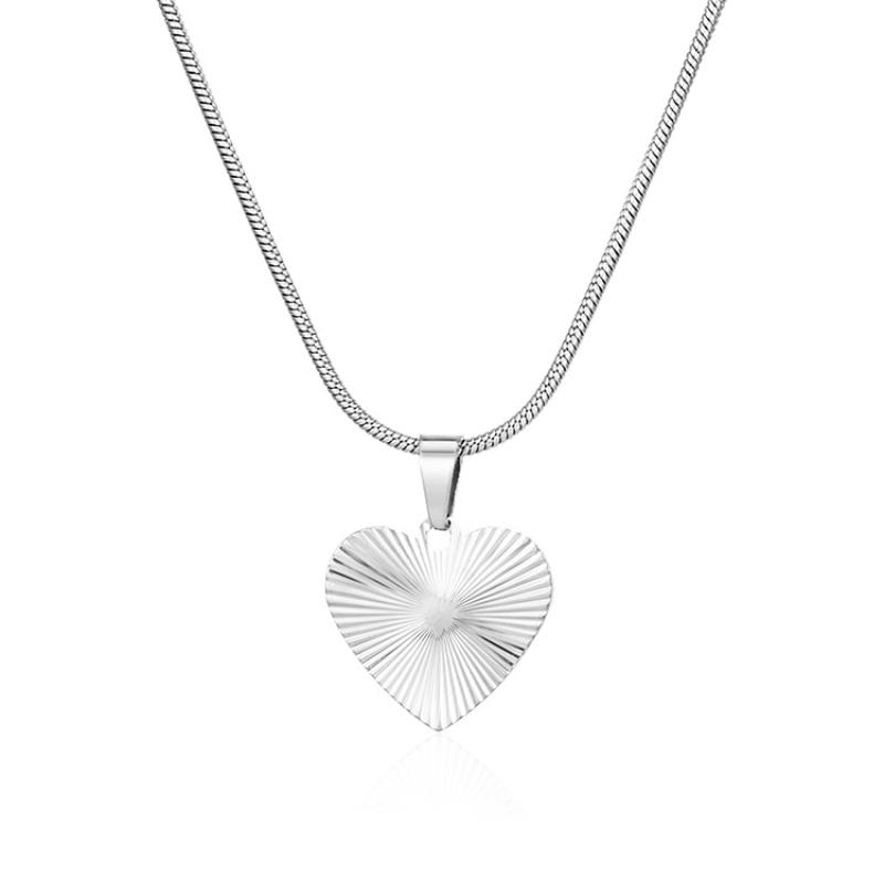 Heart-shaped steel-colored MS-723