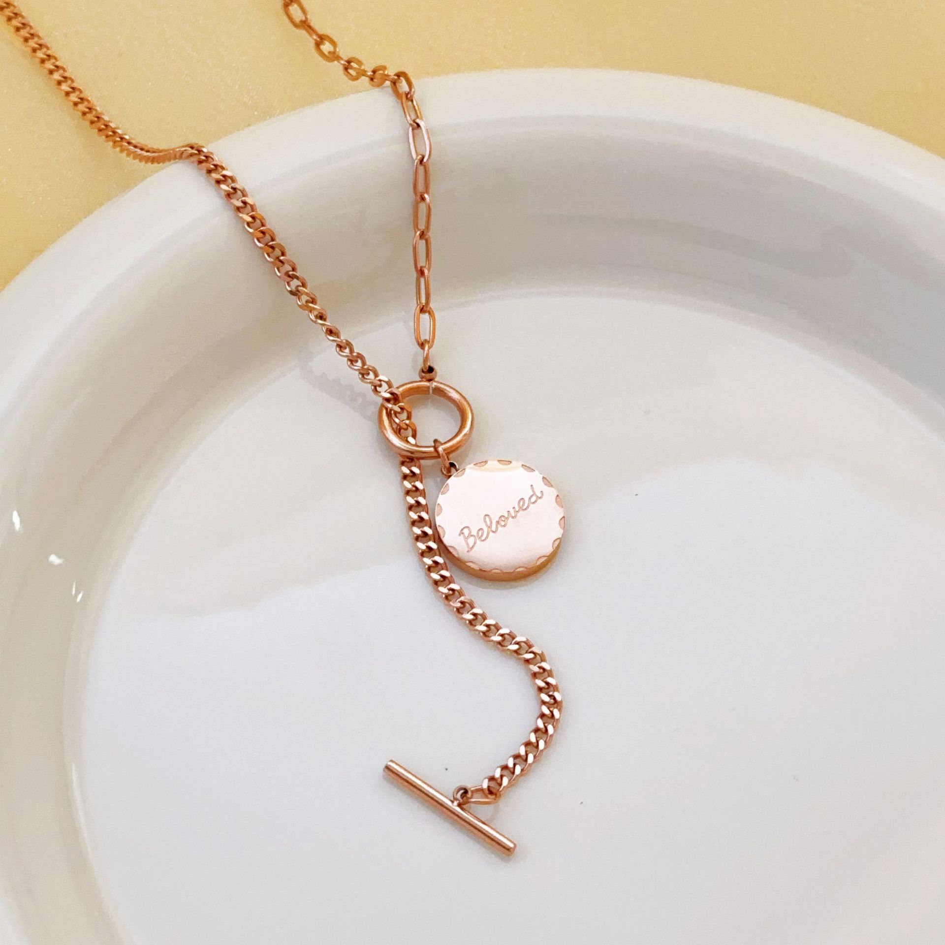 2:[8651] rose gold necklace