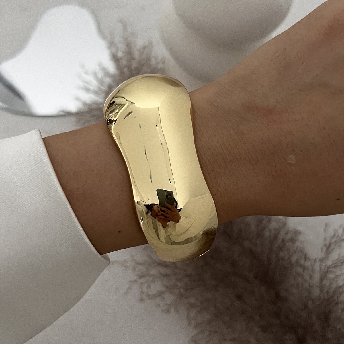 9:05 bracelet-gold 2433