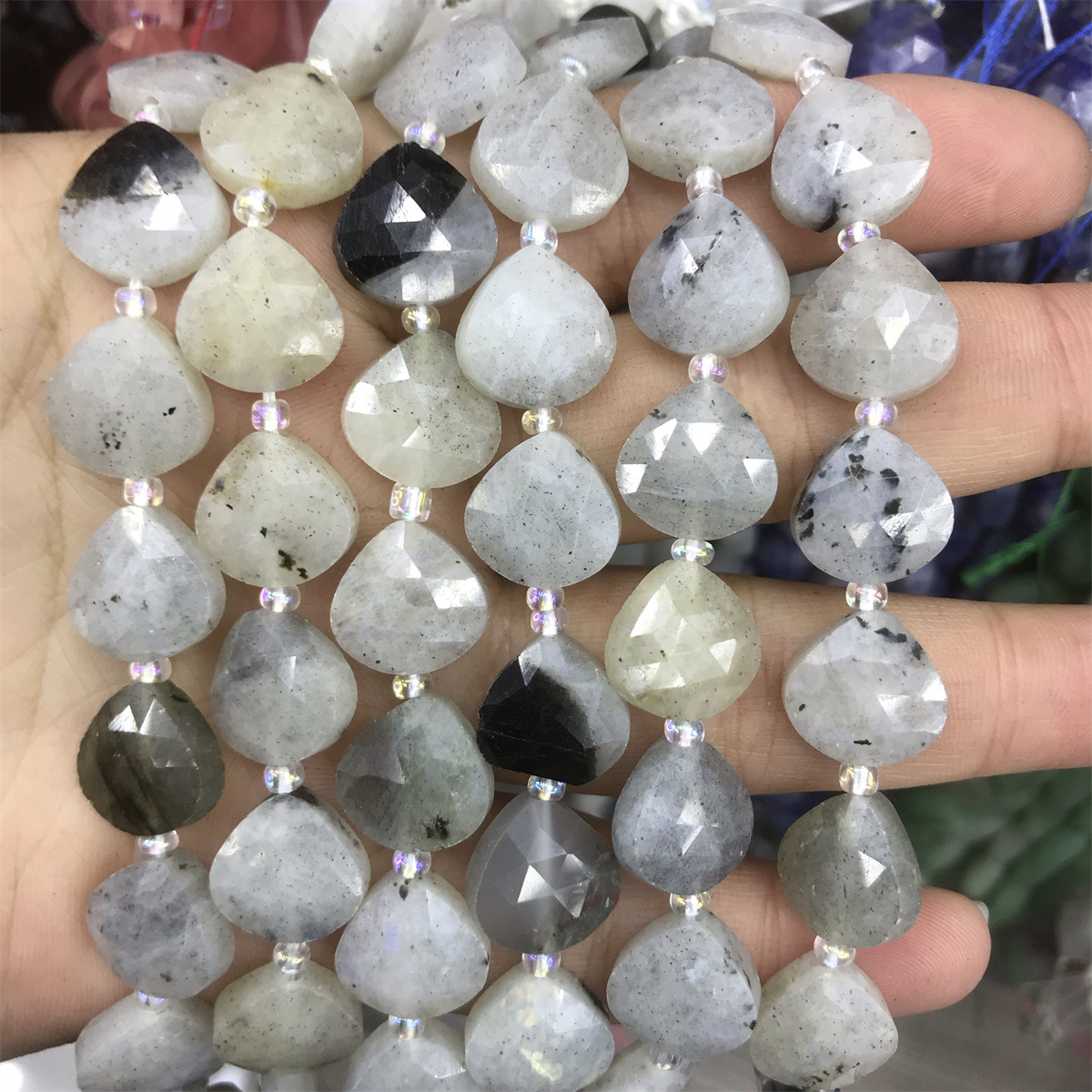 08-gray flash 12mm fat triangle, about 12 pieces p