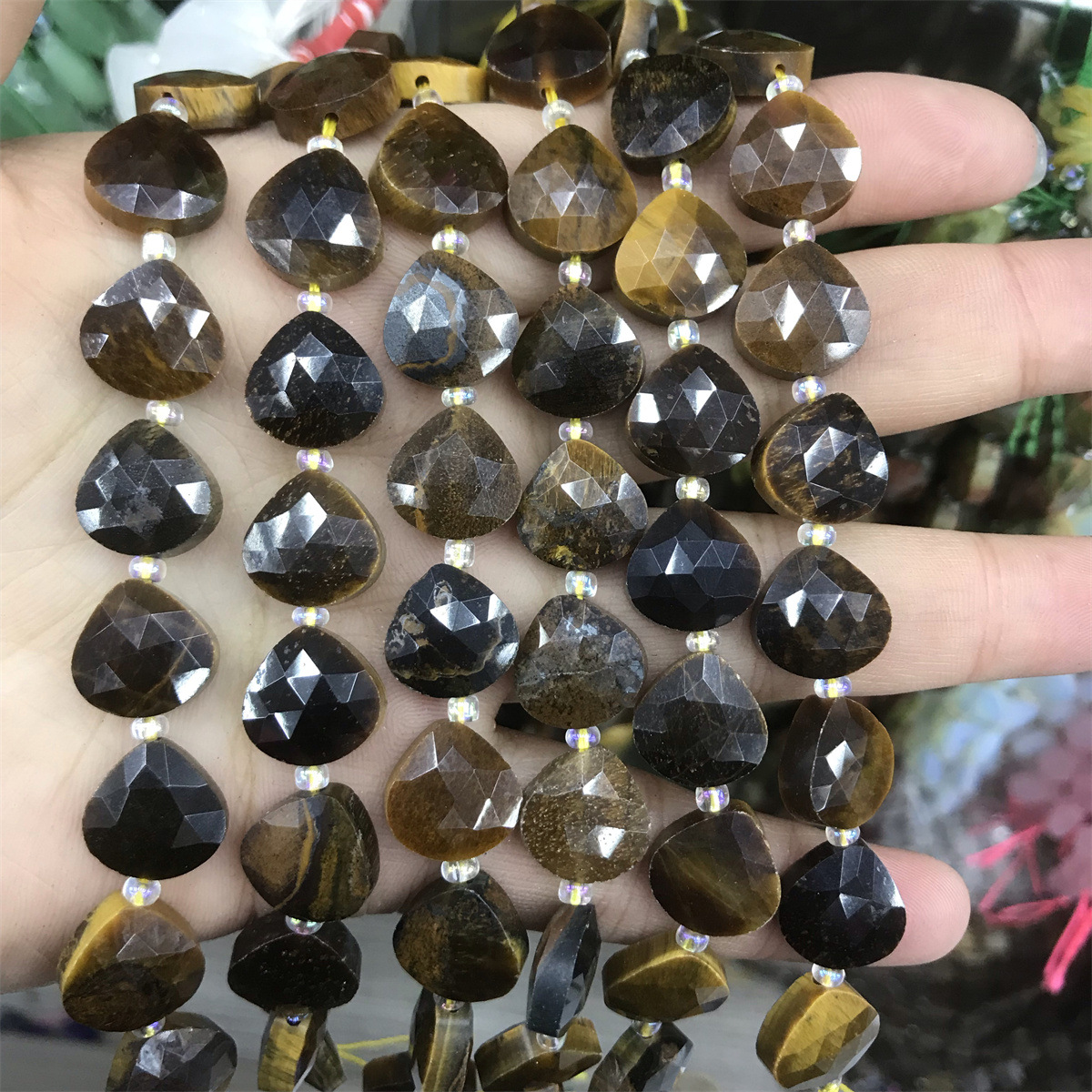 12-tiger eye stone 12mm fat triangle, about 12 pie