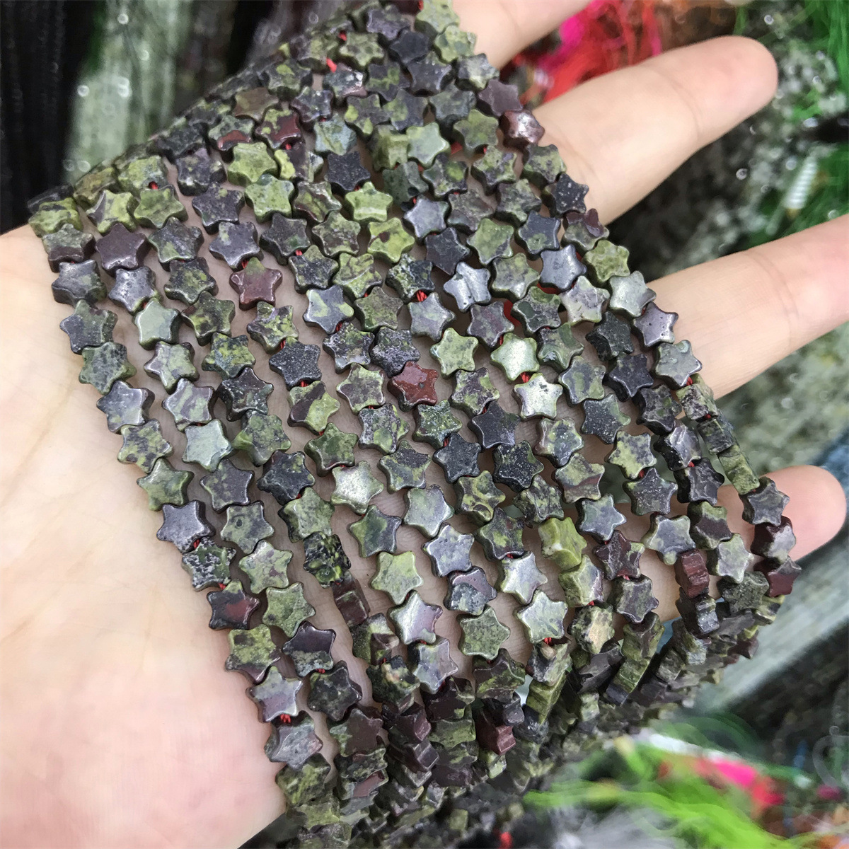 14-dragon blood stone 6mm star shape, about 70 pie