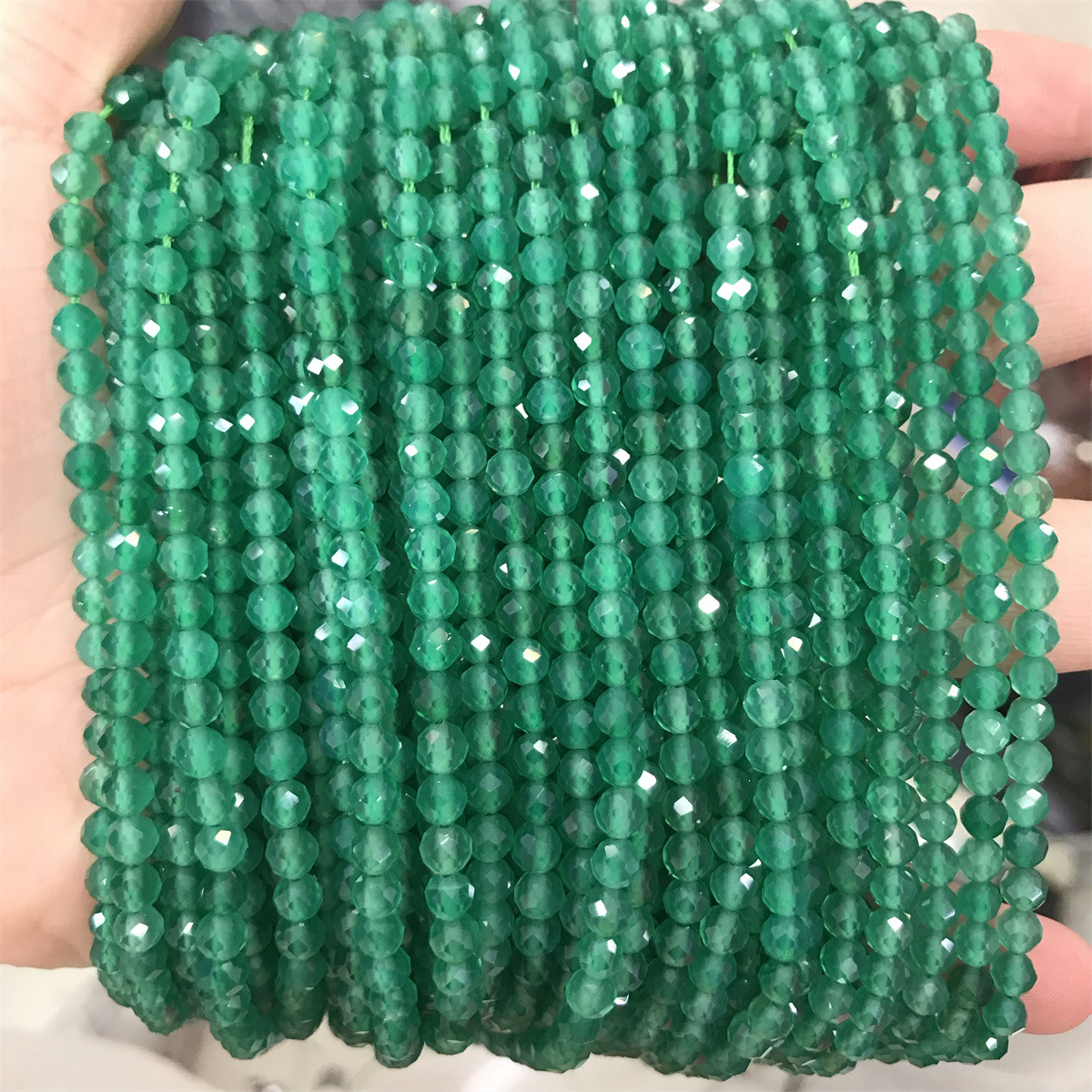 2:4mmA grade green agate