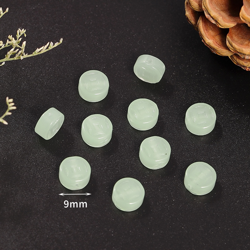 16:17 light green coin round 9mm