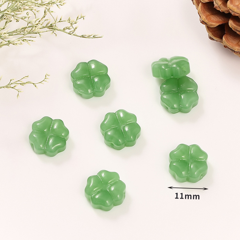 30:32 dark green four-petal flower 11mm