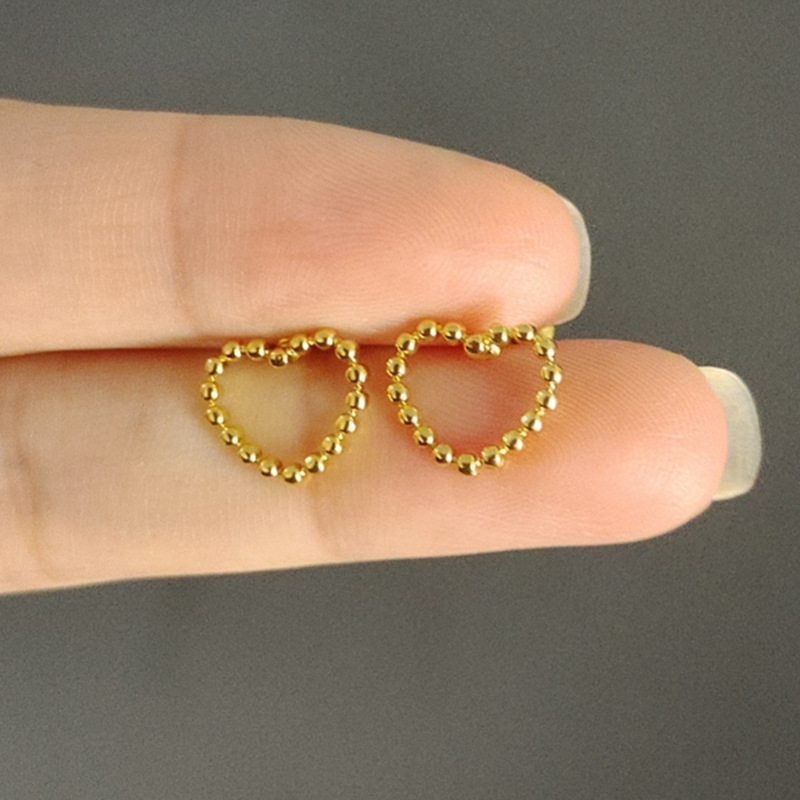 18:Little love gold (pair)