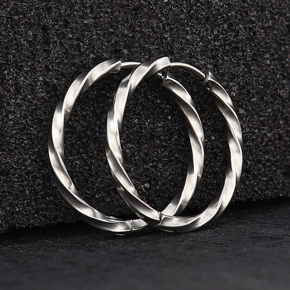 2:Twisted silver one