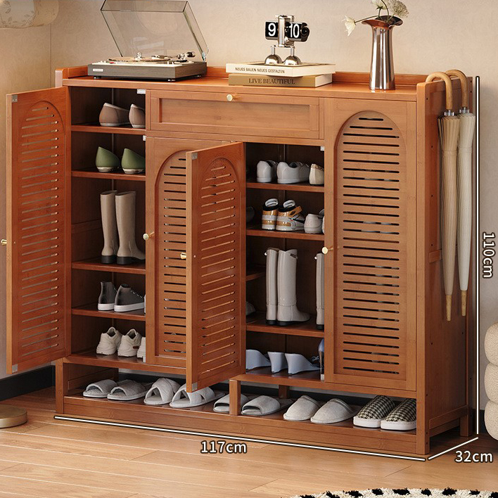 Four doors with pull-out boot positions