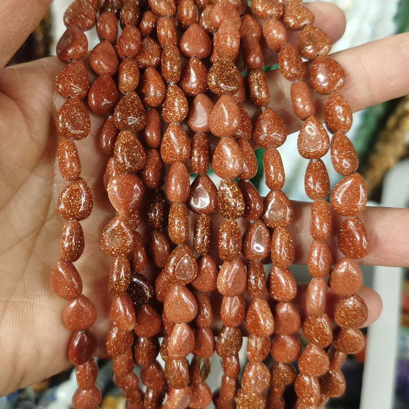 Goldstone 8*10mm(约39颗)