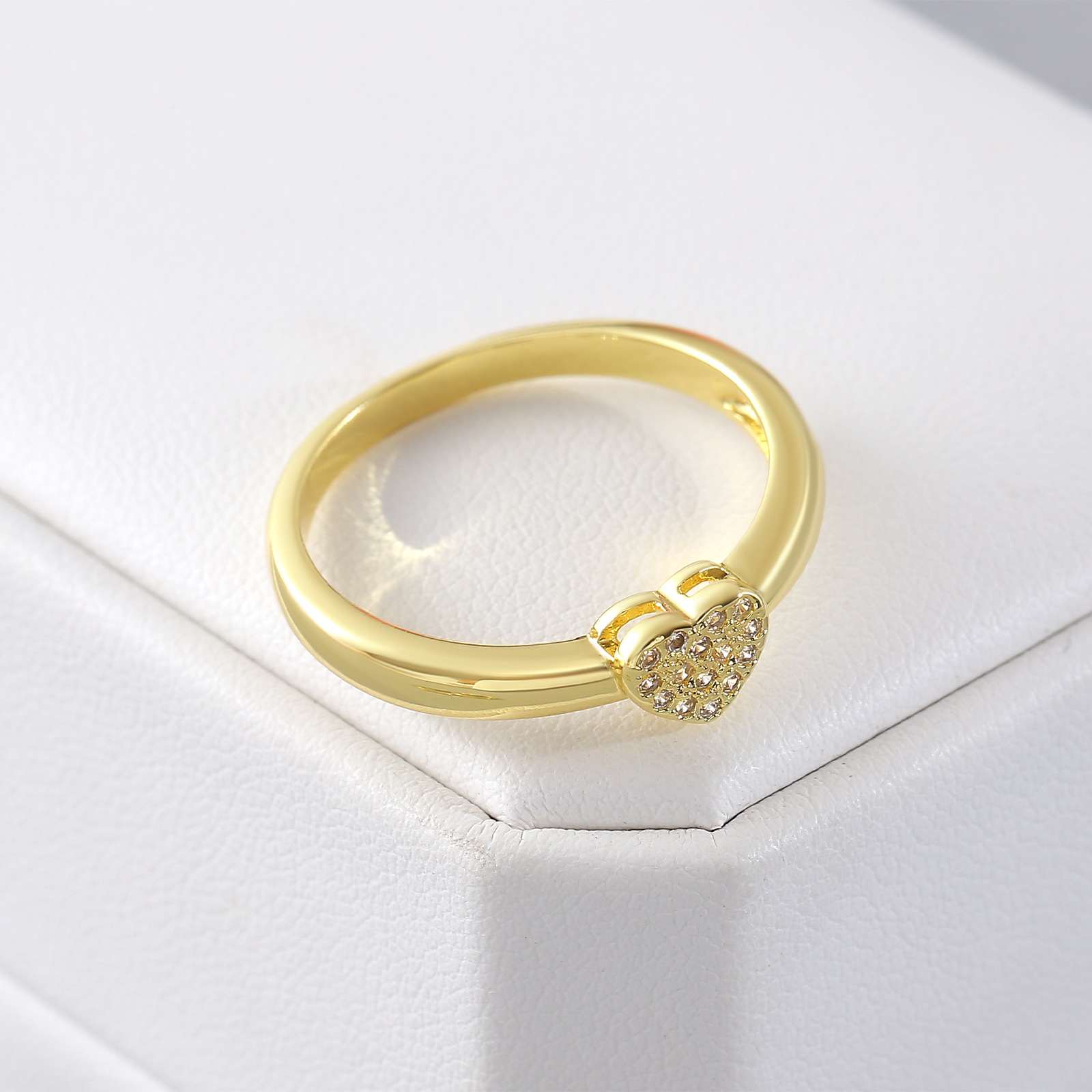 15 zircon heart no. 8 rc05-6