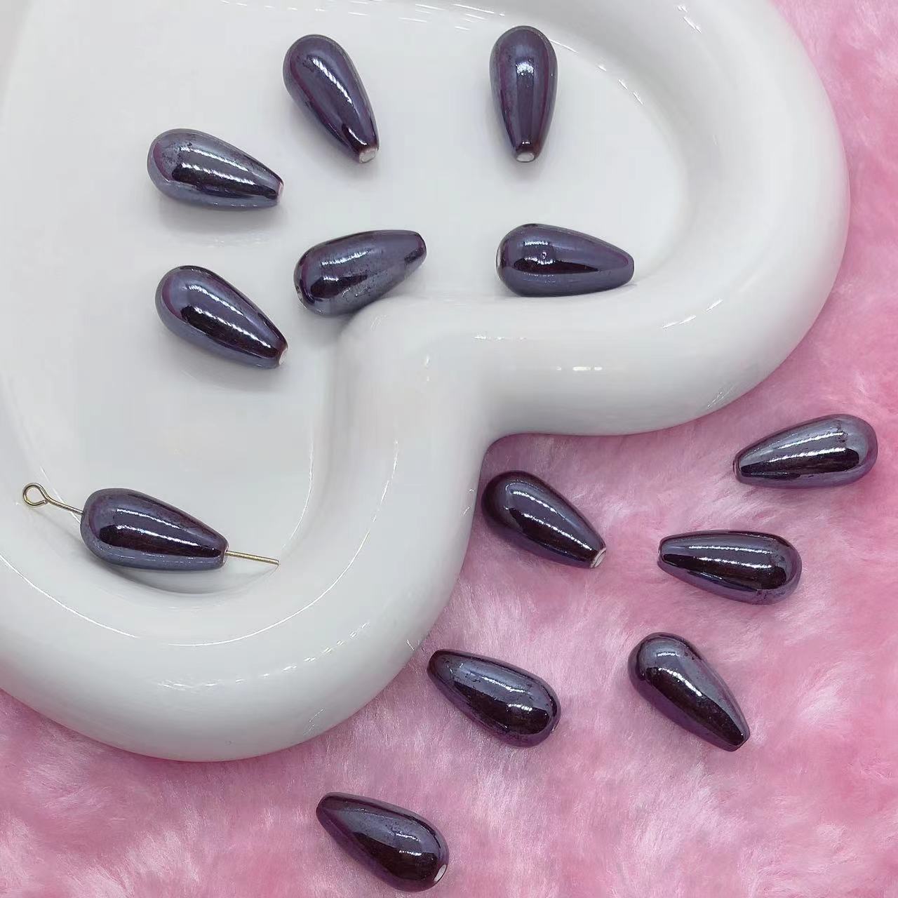 Dark purple water drops