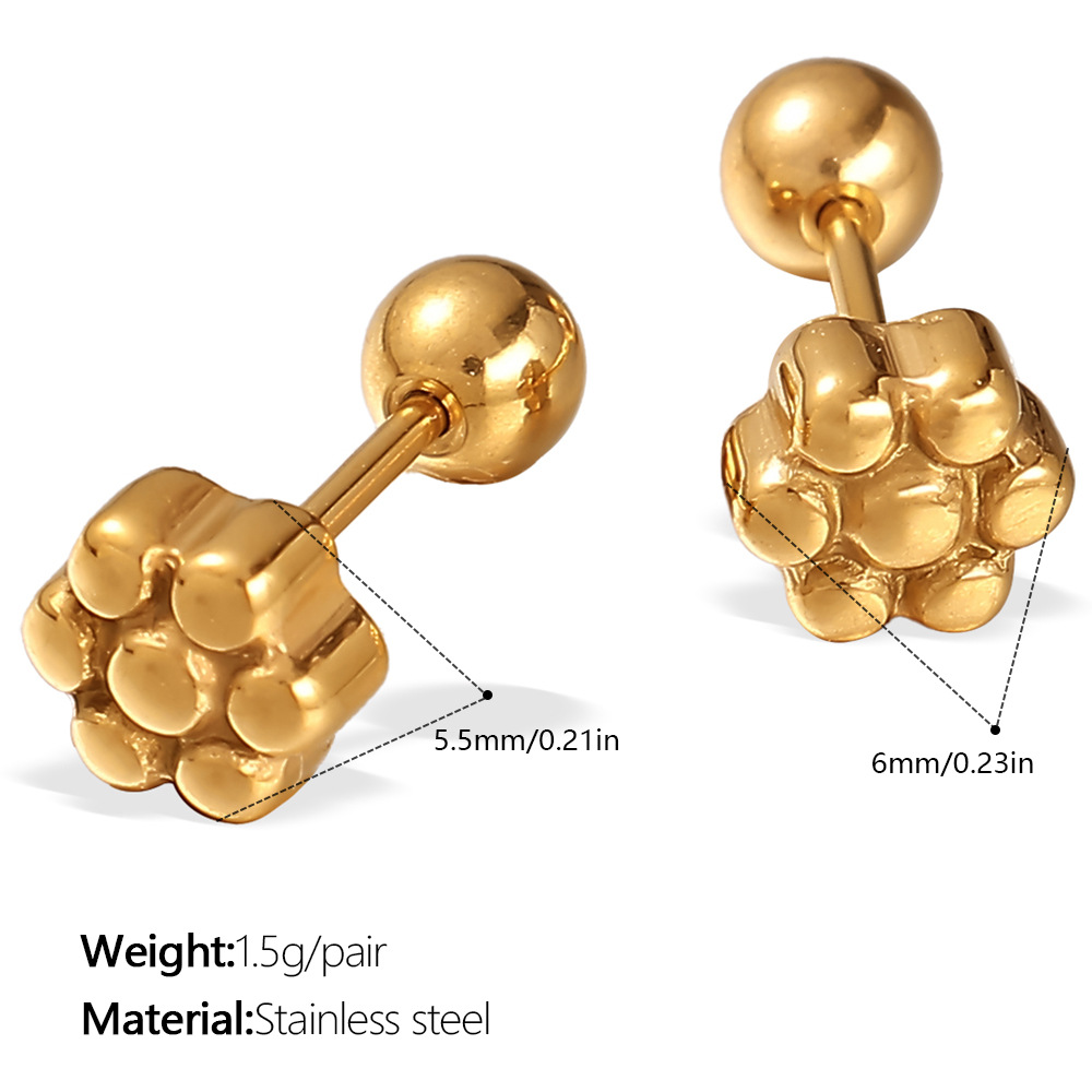 7:Eh1011g pierced gold stud earrings