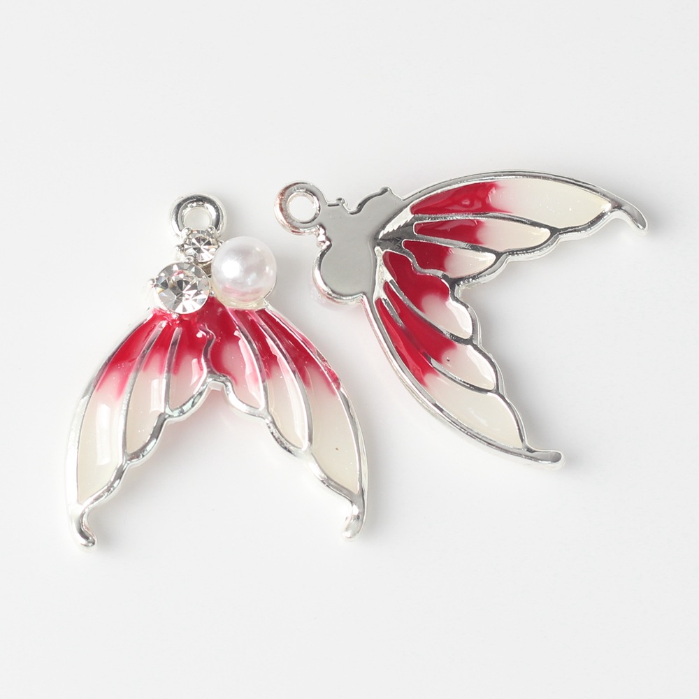 3:Silver background red