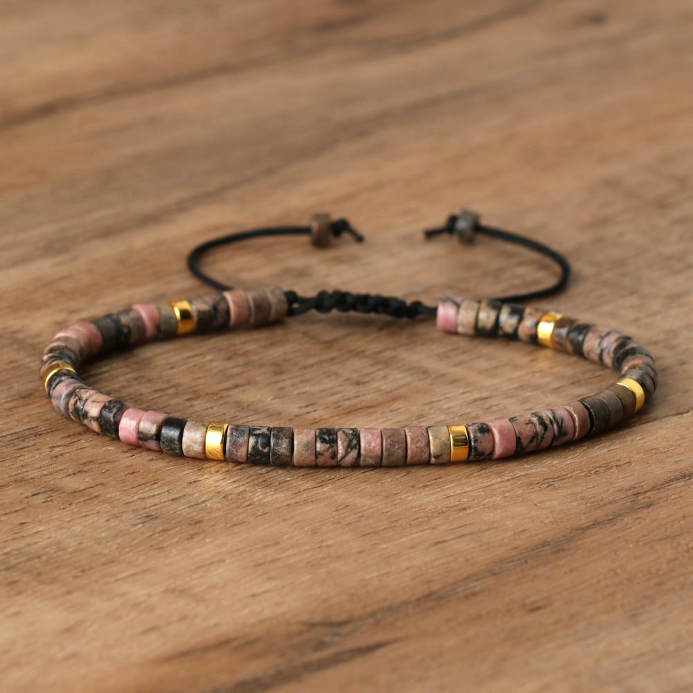 33:33 black line red