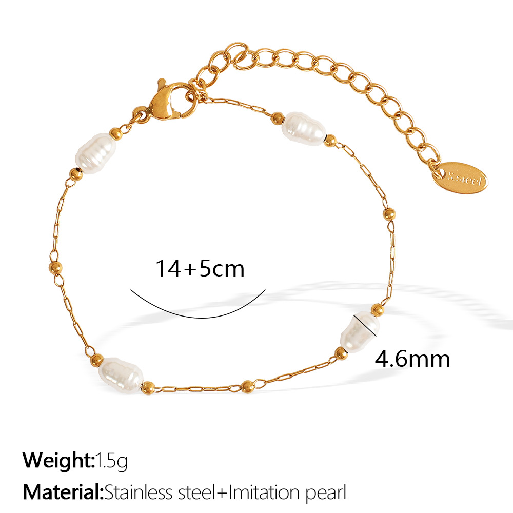 3:Sl93 white bead gold bracelet