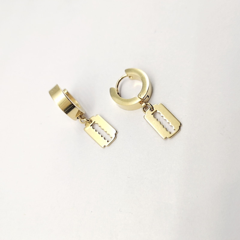 6:Earrings Blade Gold