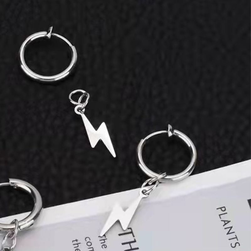 4:Lightning Ear Clip Steel