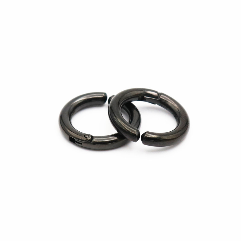7:14mm Ear Clip Black