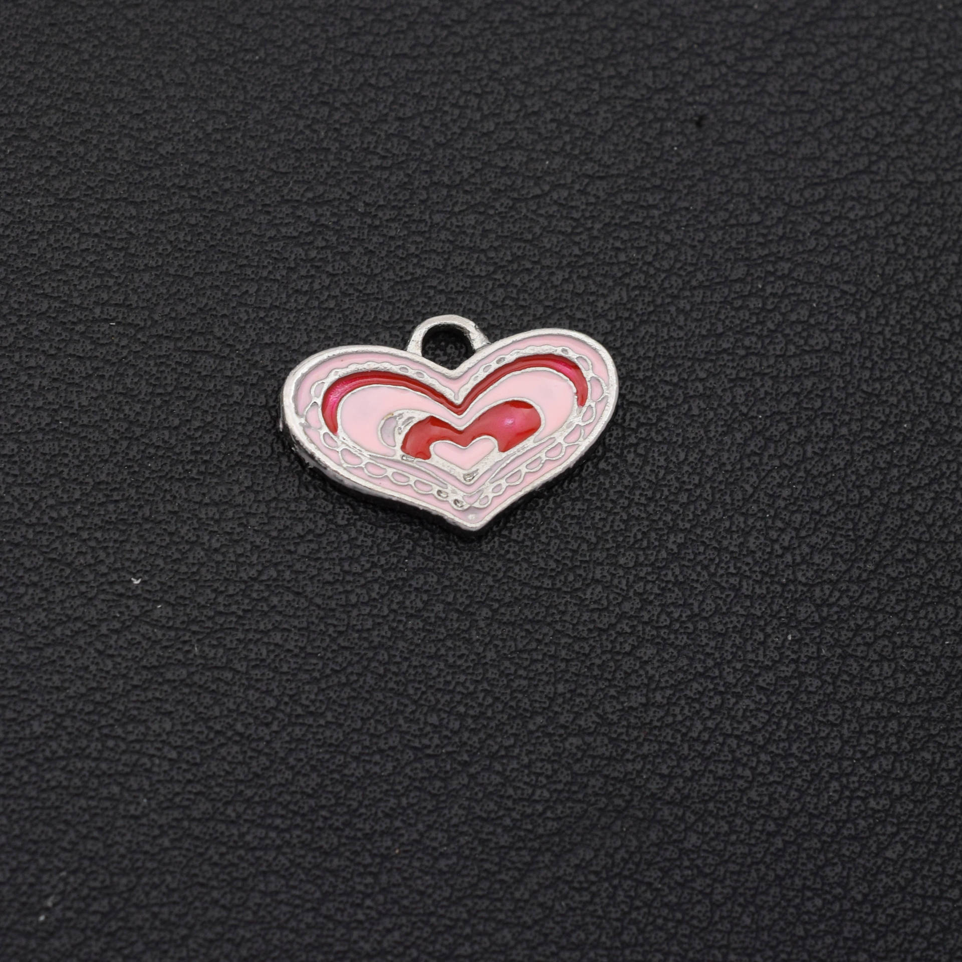 1:الصلب   اللون