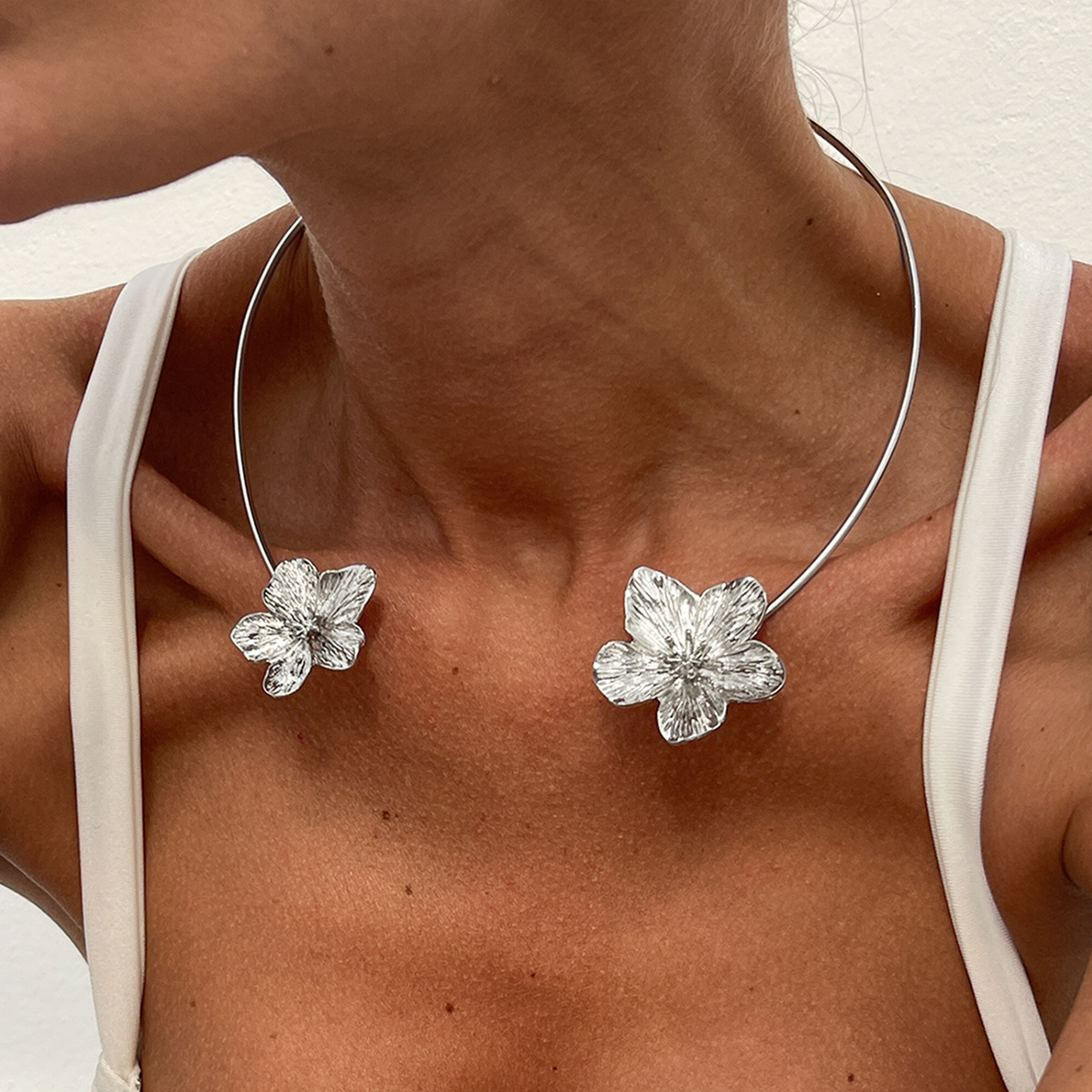 4:Flower style white k 7058