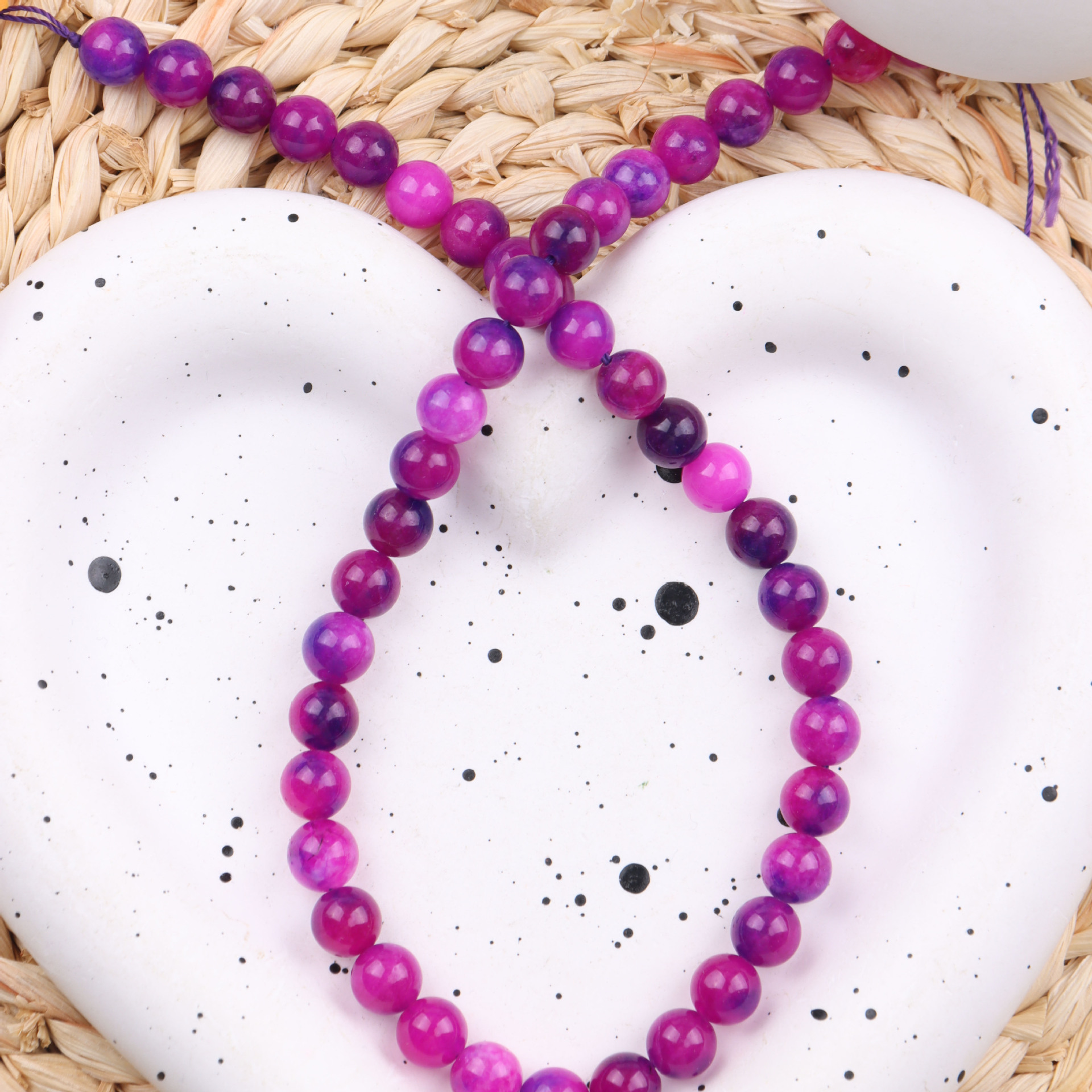 3:About 42 pieces each are 8mm thick