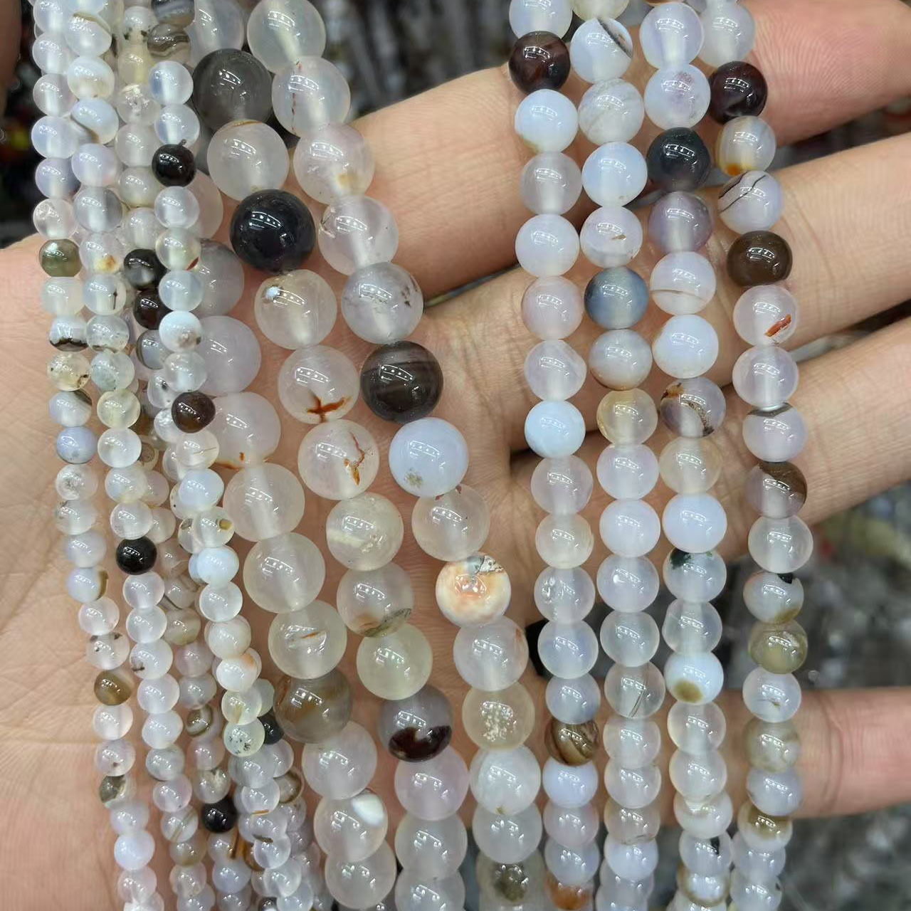 There are approximately 59 pieces of 6mm each