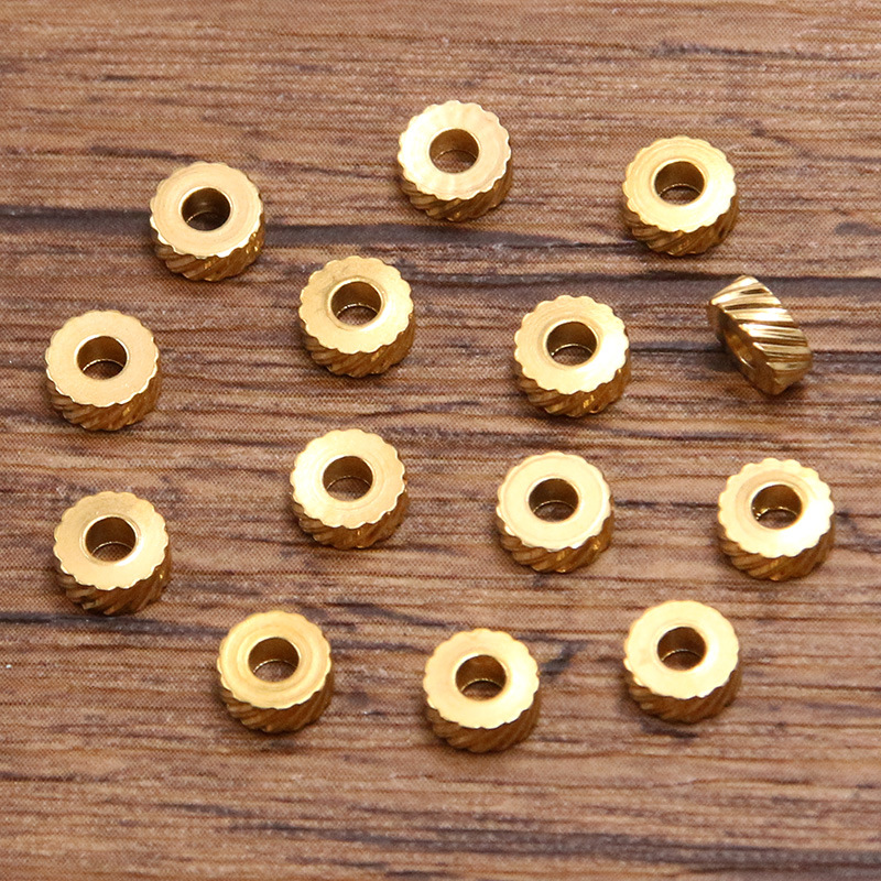 4:Gold 2*5mm 0.26g