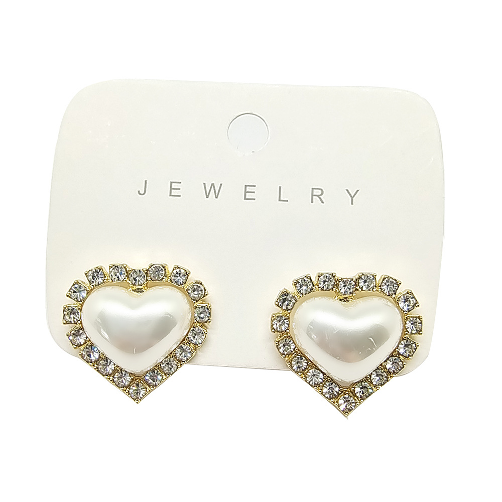 4:Love Pearl Earrings (card not included)