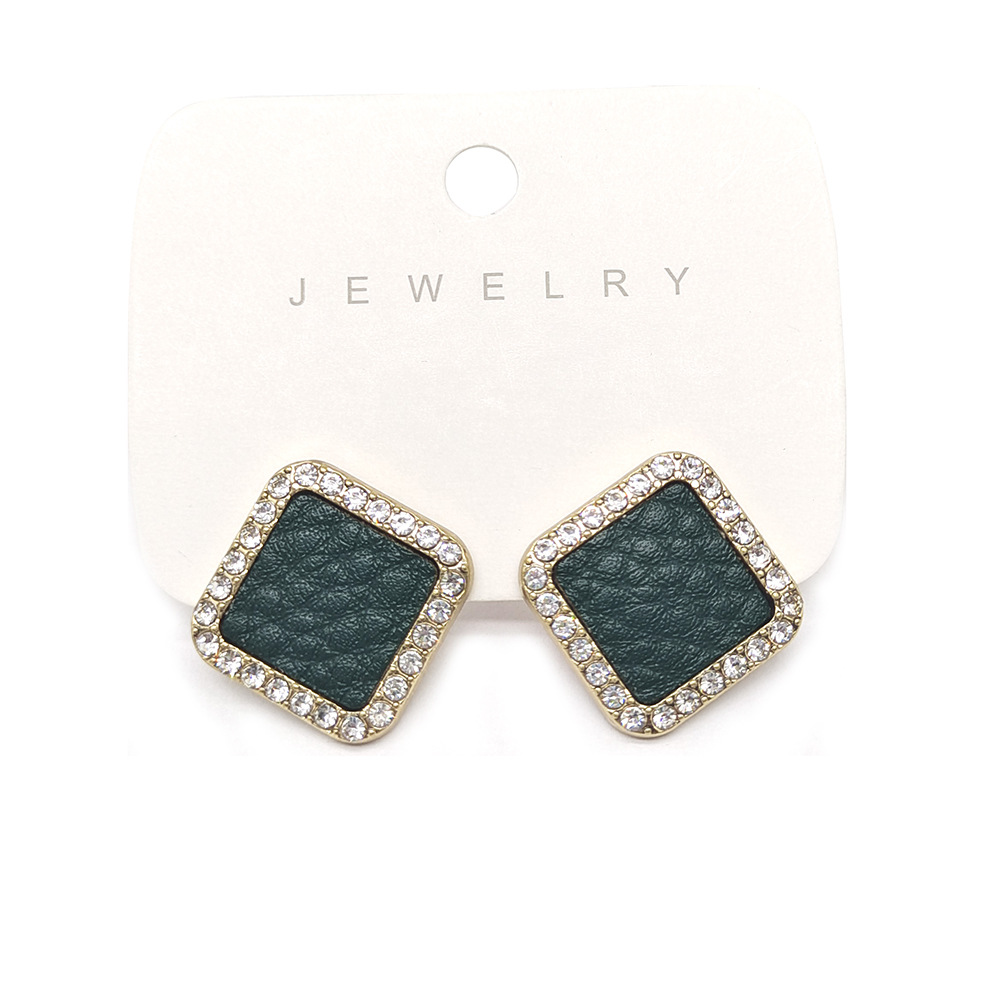 7:Diamond dark green stud earrings (without card)